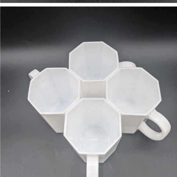 ARCOROC France White Octagon Shaped  Milk Glass Coffee Mugs Octime 4 cups - Picture 3 of 5